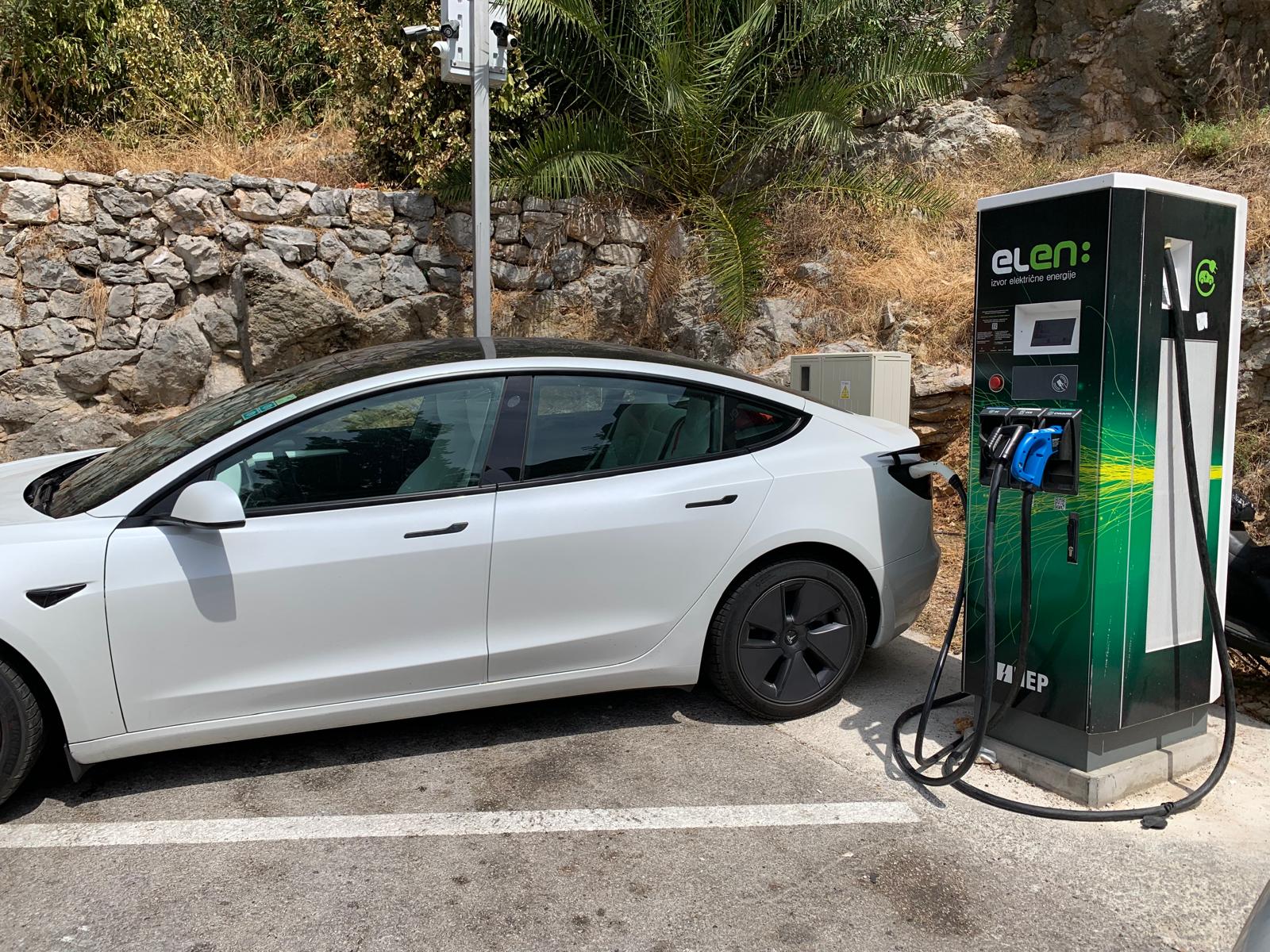 Zdjęcie WhatsApp 2024 10 05 o 12.15.00 9fd178d5